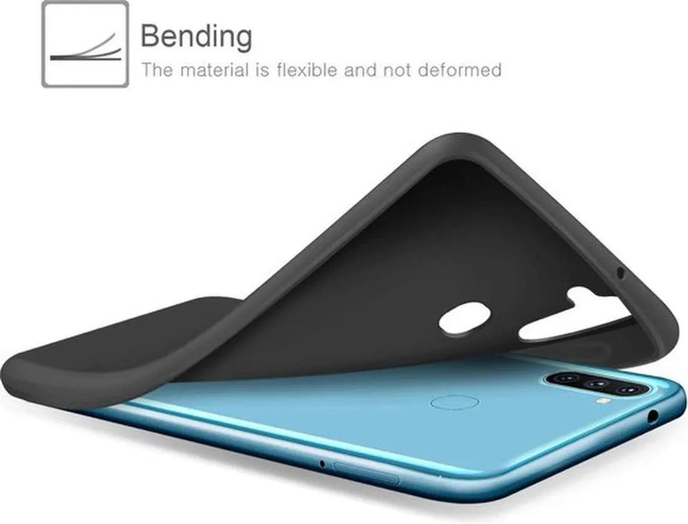 Samsung Galaxy A11 Hoesjes – Soft TPU Siliconen Backcover – 2x Gehard Glas Screenprotector – Zwart-Ilumina Benelux
