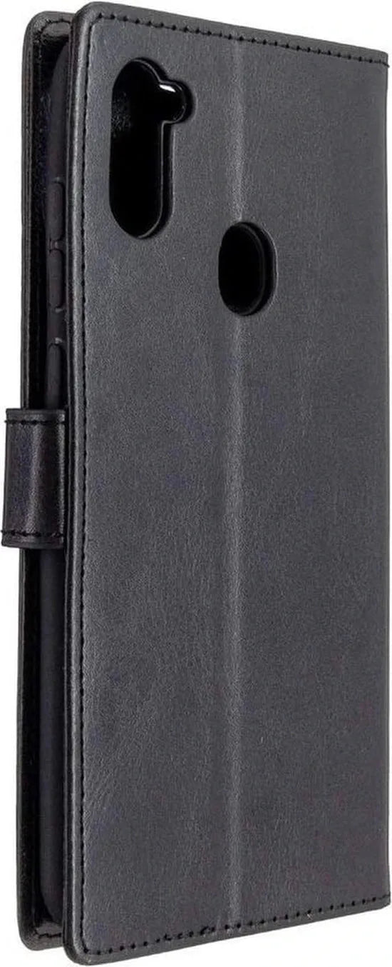 Samsung Galaxy A11 Hoesjes – Book Case Portemonnee – Magneetsluiting – 2x Screenprotector – Zwart-Ilumina Benelux