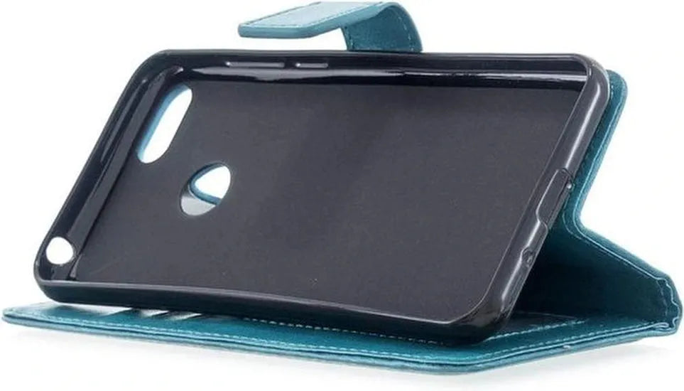 Motorola Moto E6 Play Hoesjes – Portemonnee Book Case – Magneetsluiting – 2x Screenprotector – Turquoise-Ilumina Benelux