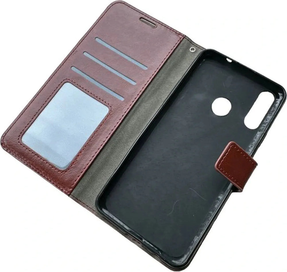 Motorola Moto E6i Hoesjes – Portemonnee Book Case – Pasjeshouder – 2x Screenprotector – Bruin-Ilumina Benelux