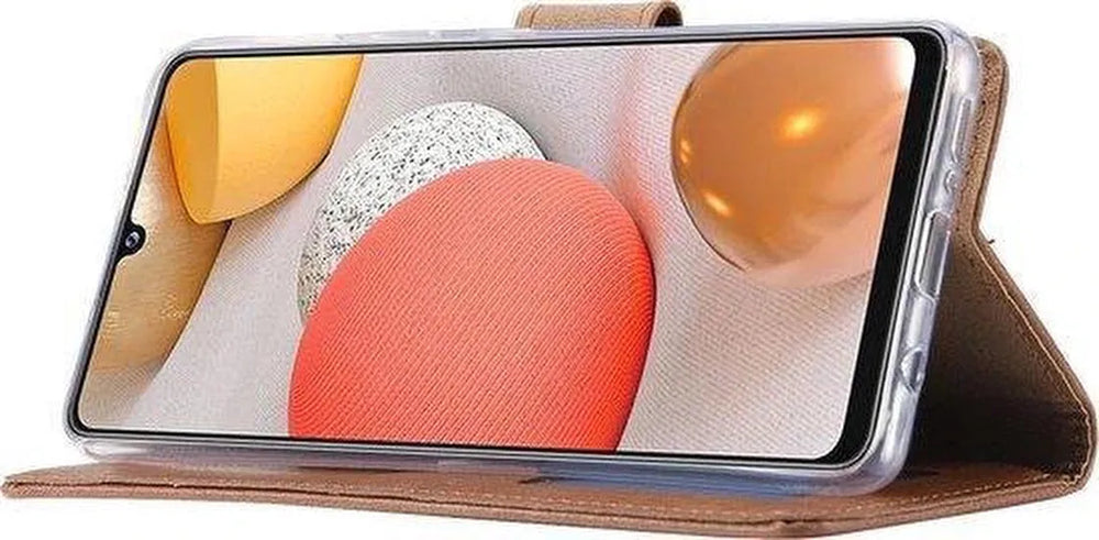 Samsung Galaxy A12 Hoesjes – Portemonnee Hoes – Pasjeshouder – Magneetsluiting – Lichtbruin-Ilumina Benelux