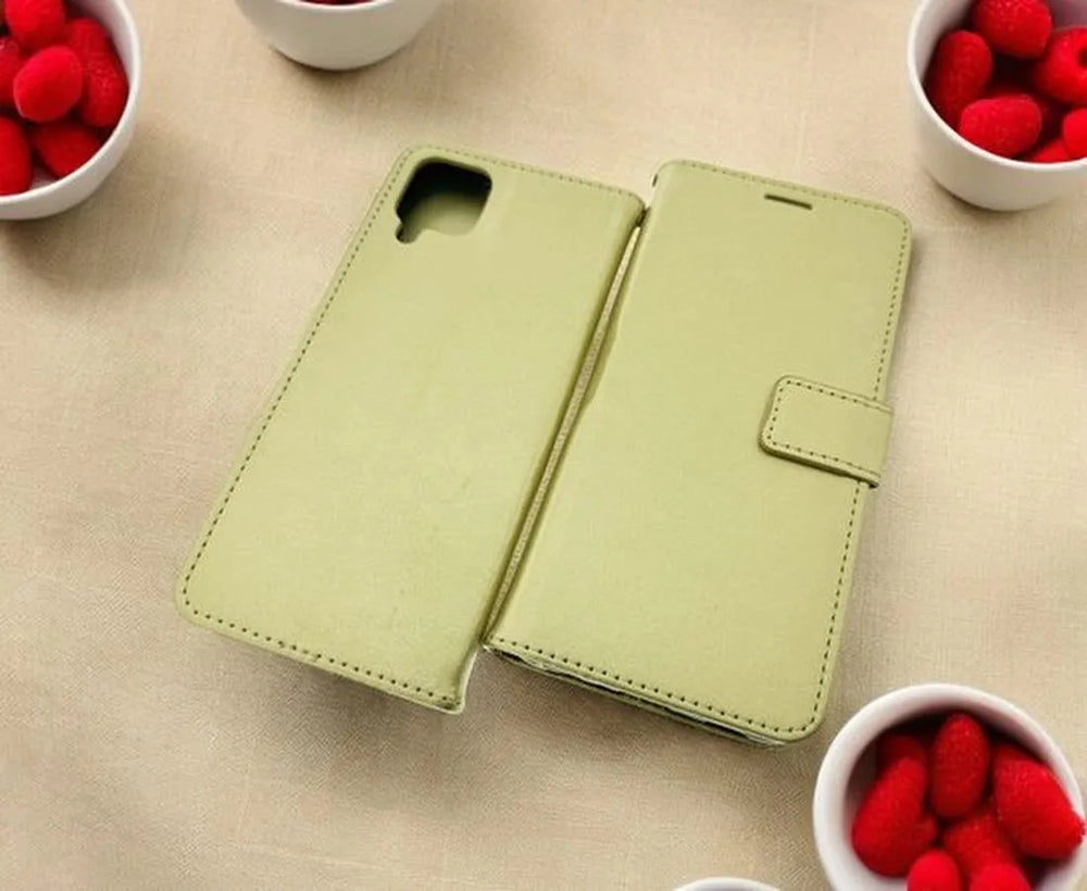 Samsung Galaxy A12 Hoesjes – Portemonnee Hoes – Pasjeshouder – 2x Gehard Glas Screenprotector – Goud-Ilumina Benelux