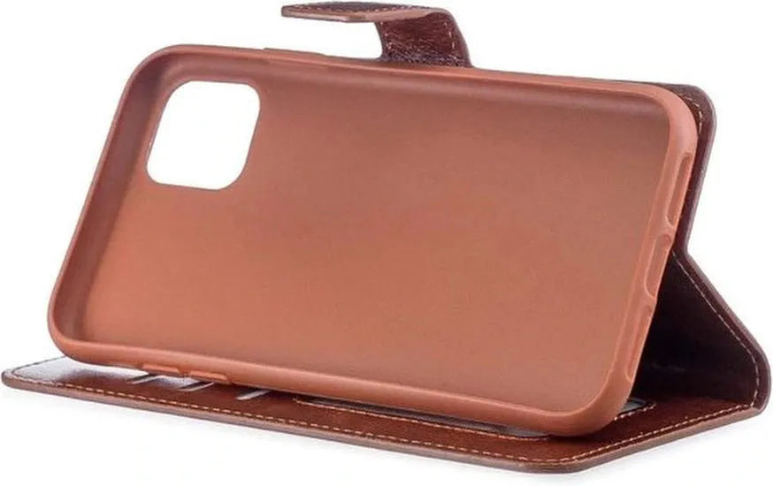 iPhone 11 Hoesjes – Portemonnee Book Case – Pasjeshouder – Magneetsluiting – Bruin-Ilumina Benelux