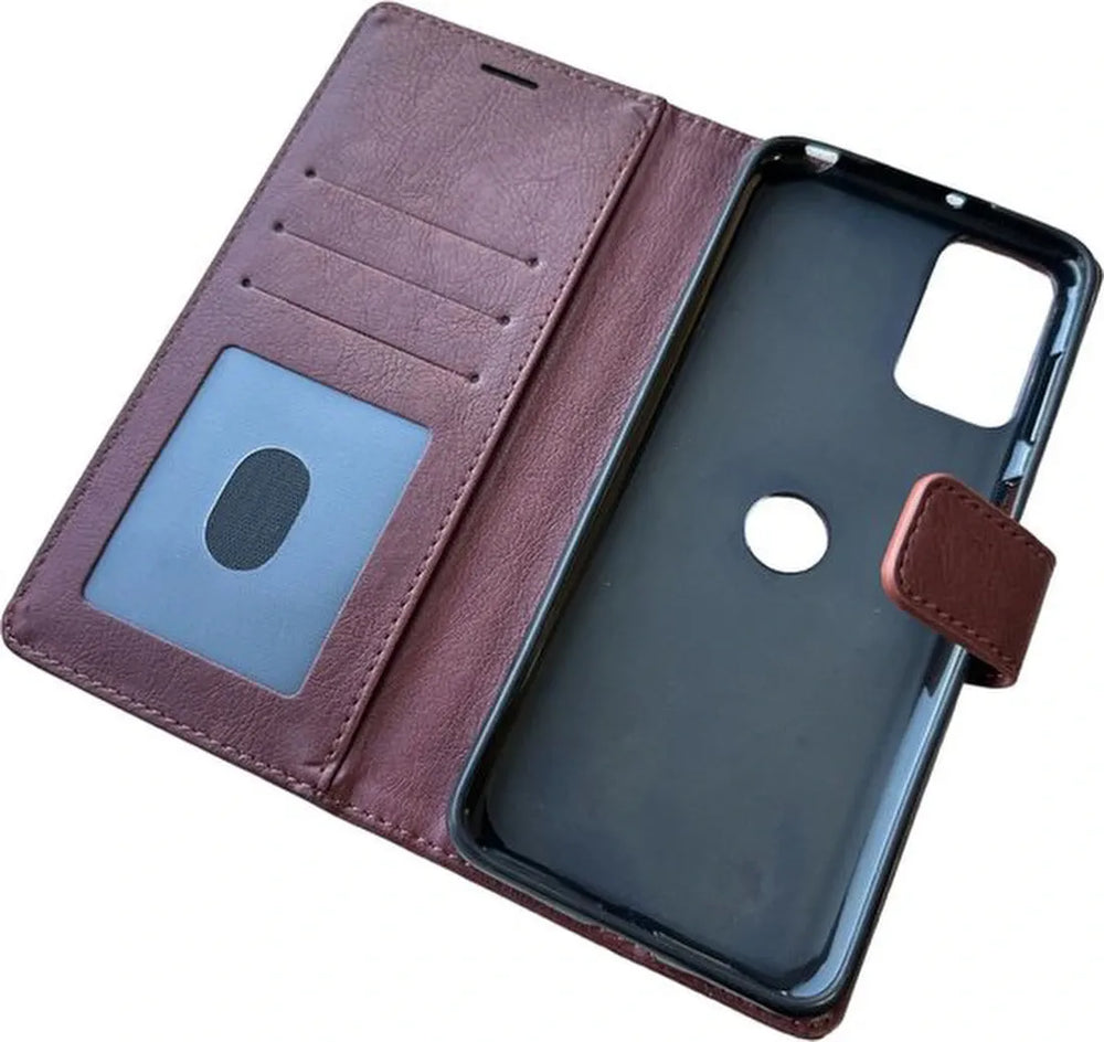 Motorola Moto G62 5G Hoesjes – Portemonnee Bookcase – Pasjeshouder – 2x Gehard Glas Screenprotector – Bruin-Ilumina Benelux