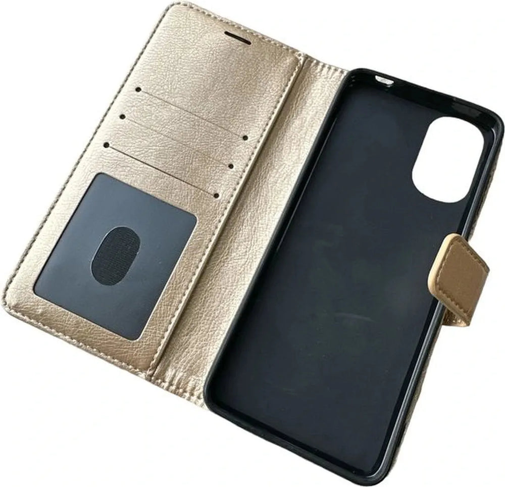 Motorola Moto E32 Hoesjes – Portemonnee Bookcase – Magneetsluiting – 2 Pack Screenprotector Gehard Glas – Goud-Ilumina Benelux