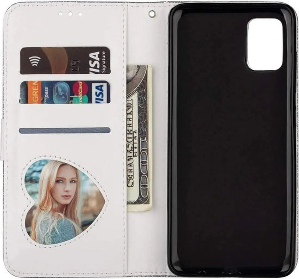 Samsung Galaxy A02s Hoesjes – Glitter Portemonneehoes – Rits & Koord – Pasjeshouder – Zilver-Ilumina Benelux
