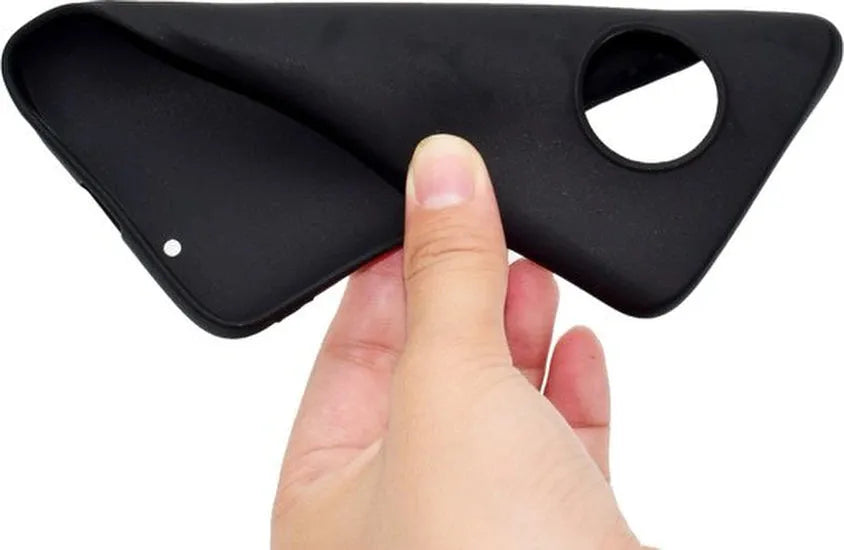 Motorola Moto G6 Hoesjes – Siliconen Backcover – Inclusief 2x Screenprotector – Zwart-Ilumina Benelux