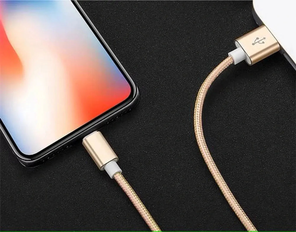 Oplaadkabel – USB-A naar Lightning kabel – Geschikt voor iPhone & iPad – 1 Meter – Zwart-USB-Kabels-Ilumina Benelux