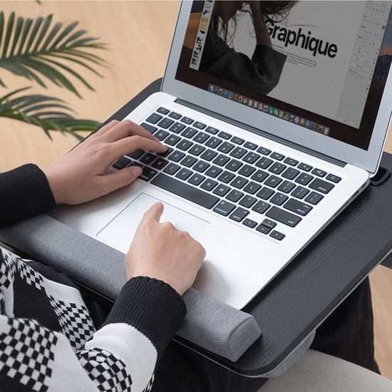 Schootkussen voor Laptop & Tablet – Schoottafel met Polssteun – Ingebouwde Standaard – 42,5 x 32 x 6 cm – Grijs-Notebookstandaard-Ilumina Benelux