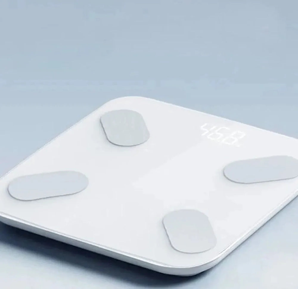 Slimme Personenweegschaal – Bluetooth Body Fat Scale – Volledige Lichaamsanalyse – USB Oplaadbaar – Tot 180kg-Personenweegschaal-Ilumina Benelux