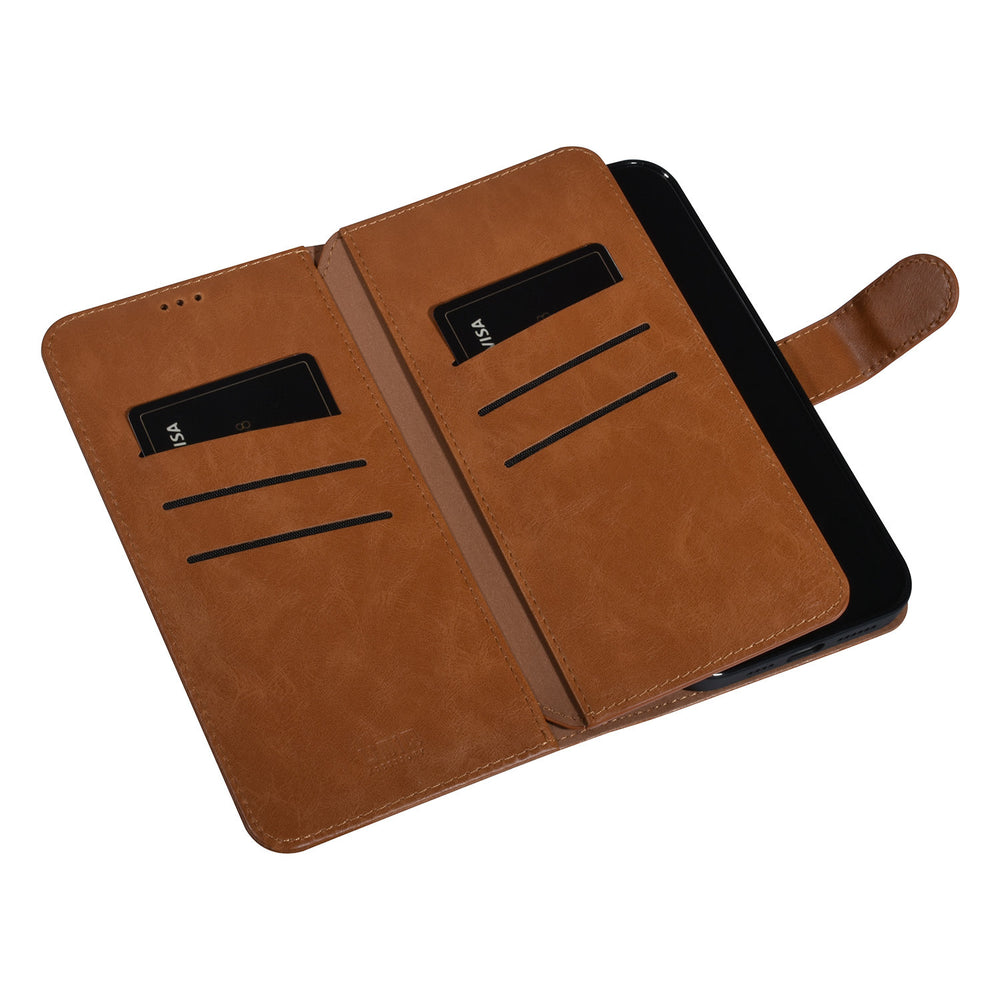 UNIQ Accessory Bruin iPhone 14 & 15 Plus Booktype Pasjeshouder voor 9 pasjes - Magneetsluiting-Hoesjes-Ilumina Benelux