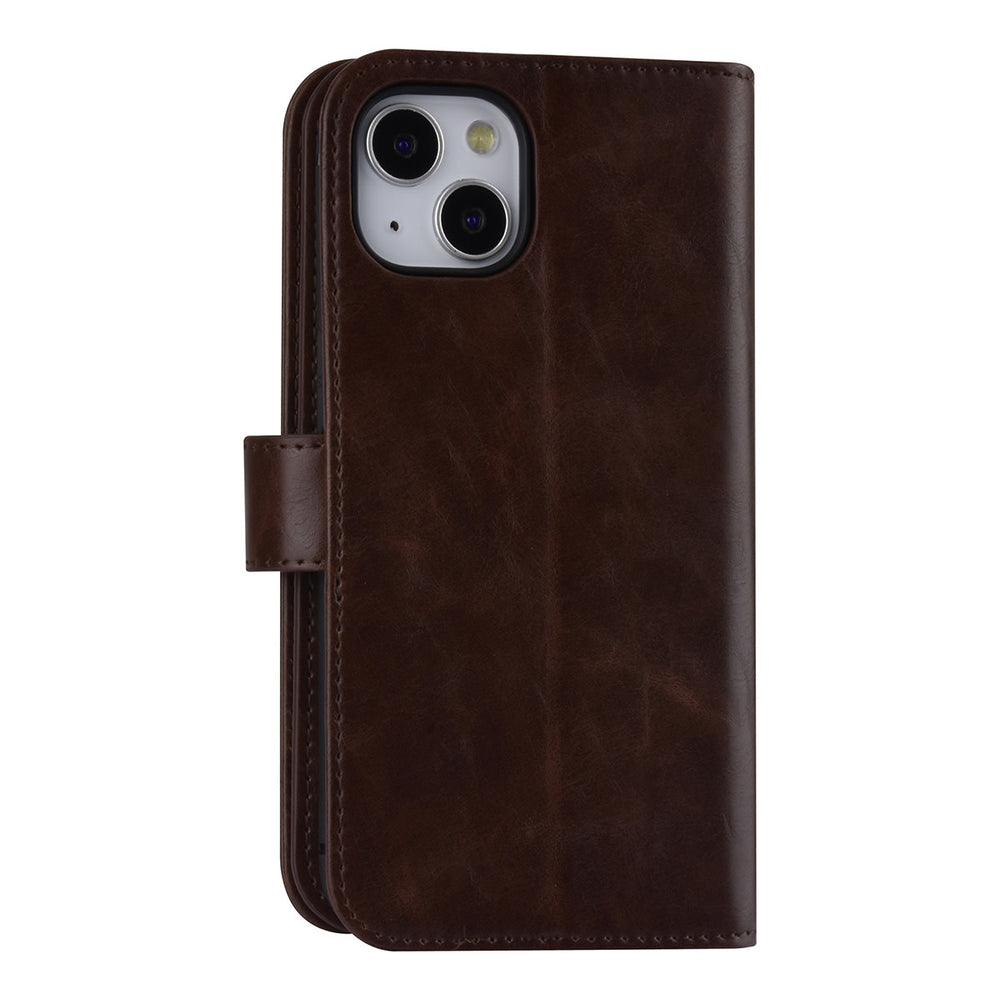 UNIQ Accessory Donker Bruin hoesje voor iPhone 13 & 14 - Book Case - Pasjeshouder voor 9 pasjes - Magneetsluiting-Hoesjes-Ilumina Benelux