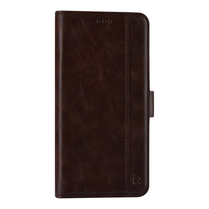 UNIQ Accessory Donker Bruin hoesje voor iPhone 13 Pro Max - Book Case - Pasjeshouder voor 3 pasjes - Magneetsluiting-Hoesjes-Ilumina Benelux