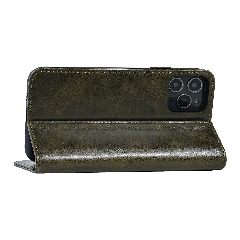 UNIQ Accessory DonkerGroen hoesje iPhone 11 Pro Max - Book Case - Zacht-Hoesjes-Ilumina Benelux
