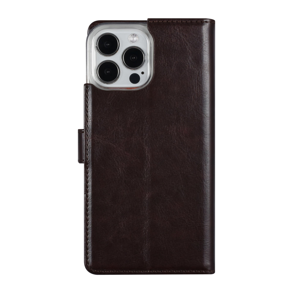 UNIQ Accessory iPhone 13 Pro Max Book Case hoesje - Pasjeshouder voor 3 pasjes - Magneetsluiting - DonkerBruin-Hoesjes-Ilumina Benelux