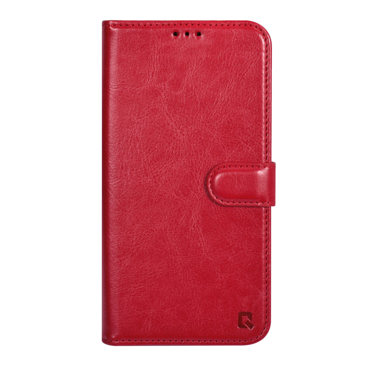 UNIQ Accessory iPhone 15 Pro Max Book Case hoesje - Pasjeshouder voor 3 pasjes - Magneetsluiting - Hanger - Rood-Hoesjes-Ilumina Benelux
