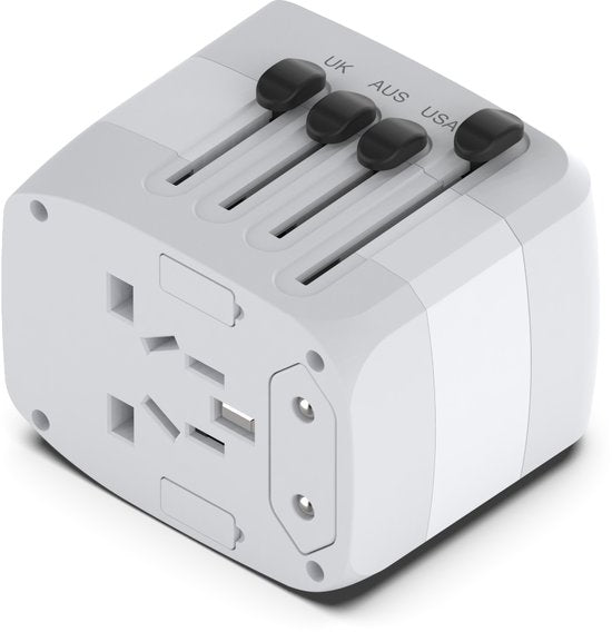 Wereldstekker reisadapter – 4x USB-C + USB – Voor 150+ landen EU/UK/USA/AU/Azië – Snelladen – Wit-Ilumina Benelux