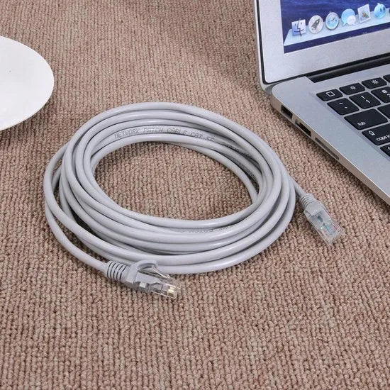 Ethernetkabel internet – CAT6 Gigabit – 3 meter – UTP naar UTP RJ45 LAN – Grijs-Internetkabels-Ilumina Benelux