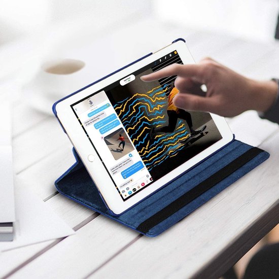 iPad 2/3/4 9.7 inch Hoesjes – 360° draaibaar – Multi-stand standfunctie – Donkerblauw-Tablethoesjes-Ilumina Benelux