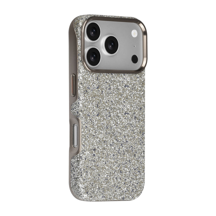 TUNIQ telefoonhoesje met lichte glitters en goudkleurige rand, van achteren op een telefoon