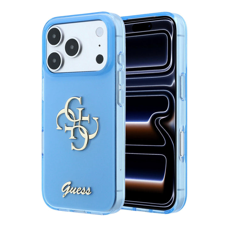 Lichtblauw Guess telefoonhoesje met groot 4G-logo en goudkleurig schriftlogo, voor- en achterkant op een telefoon