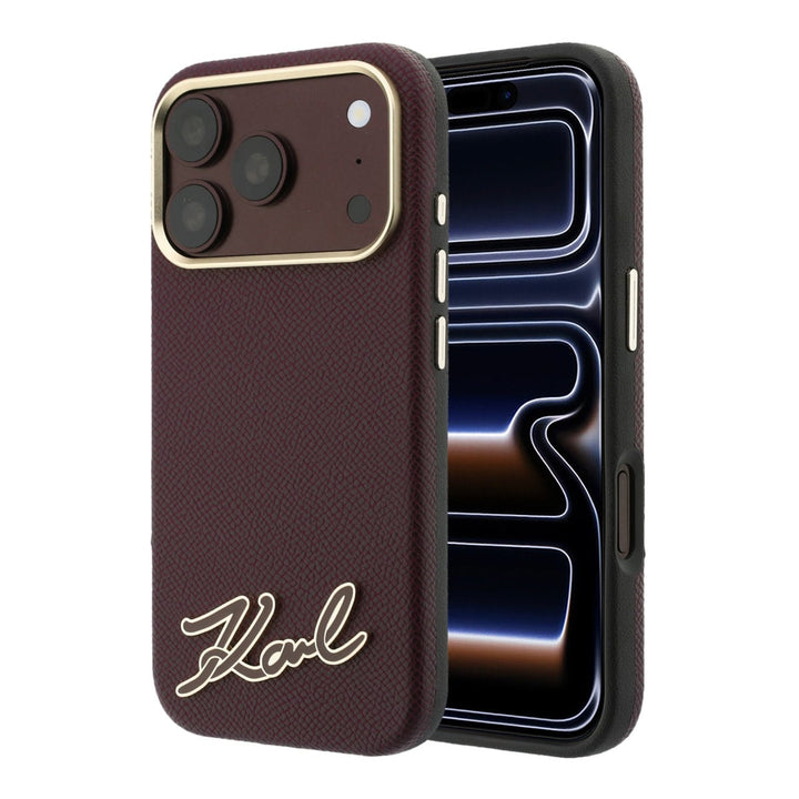 Bordeauxkleurig Karl Lagerfeld telefoonhoesje met schriftlogo, voor- en achterkant op een telefoon