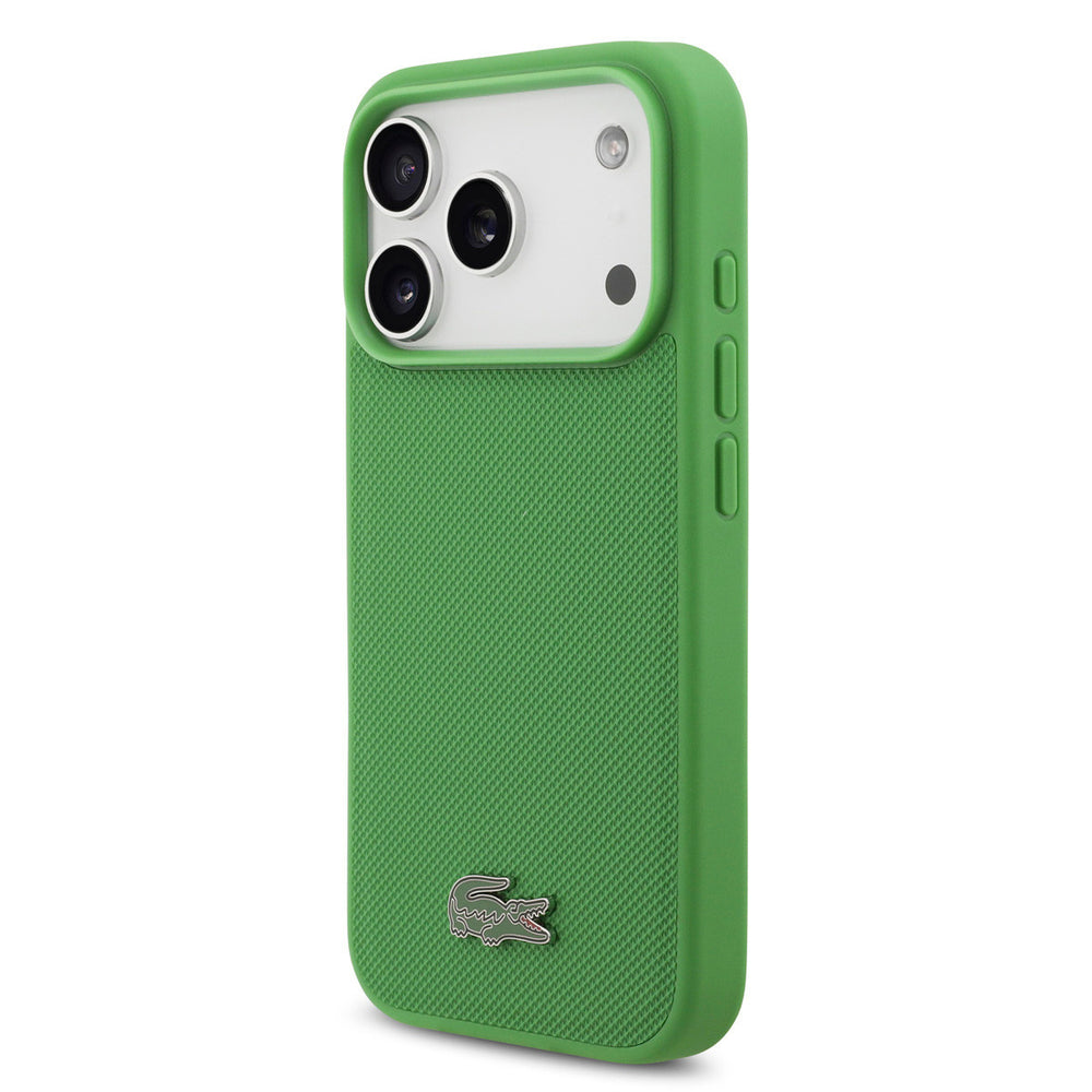 Groen Lacoste telefoonhoesje met krokodillenlogo, schuin van achteren