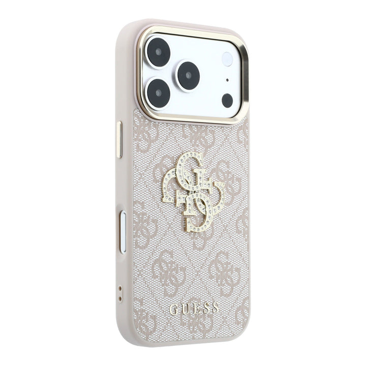 Lichtgekleurd Guess telefoonhoesje met 4G-patroon en groot strasslogo, schuin van achteren