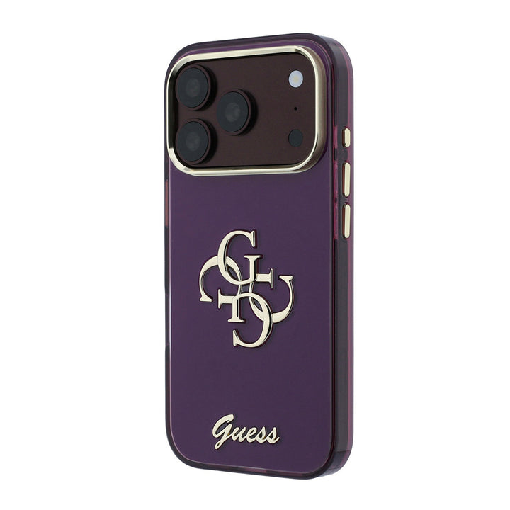 Bordeauxkleurig Guess telefoonhoesje met groot 4G-logo en goudkleurig schriftlogo, schuin van achteren