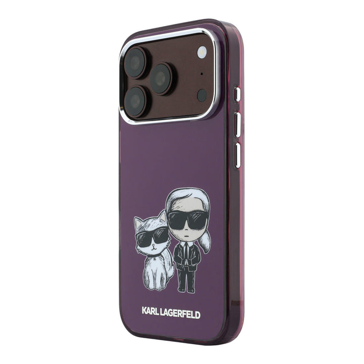 Bordeauxkleurig Karl Lagerfeld telefoonhoesje met figuren van Karl en Choupette, schuin van achteren