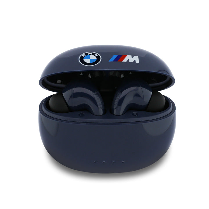 Geopende donkerblauwe BMW oplaadcase met oordopjes