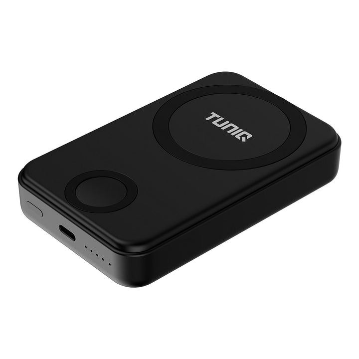 Zwarte TUNIQ powerbank liggend met ronde laadmarkering en ronde knop