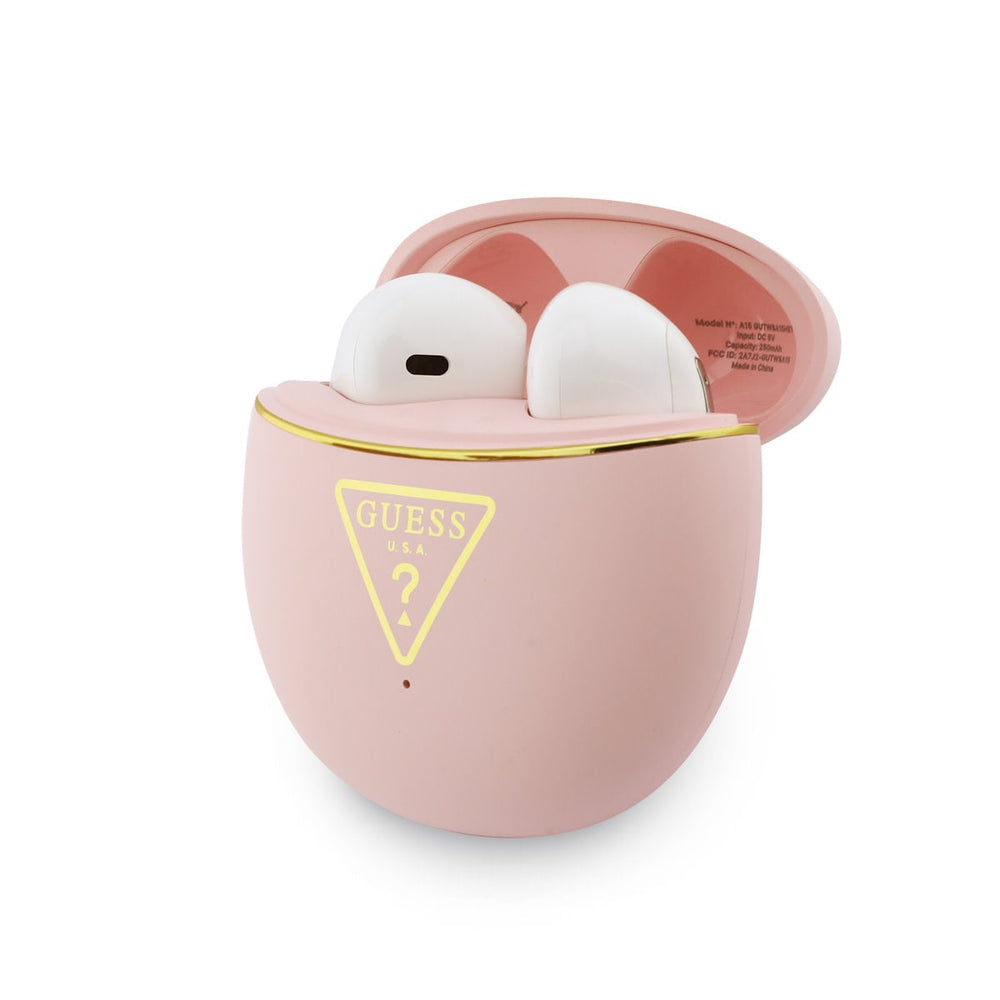 Roze Guess oplaadcase met oordopjes, schuin van voren