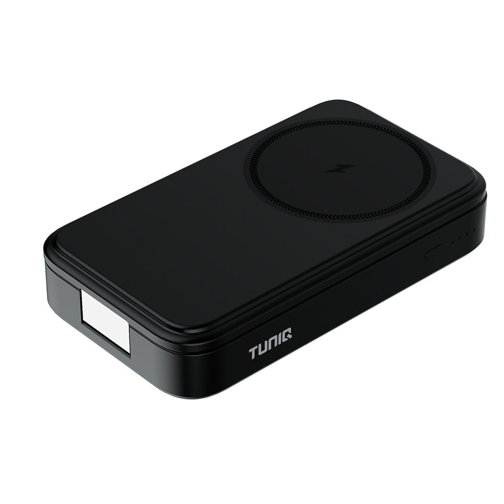 Zwarte TUNIQ powerbank plat opgevouwen met ronde laadmarkering