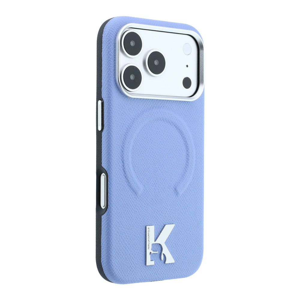 Lichtblauw Karl Lagerfeld telefoonhoesje met ingedrukt ringpatroon en K-logo, vanaf de andere zijkant