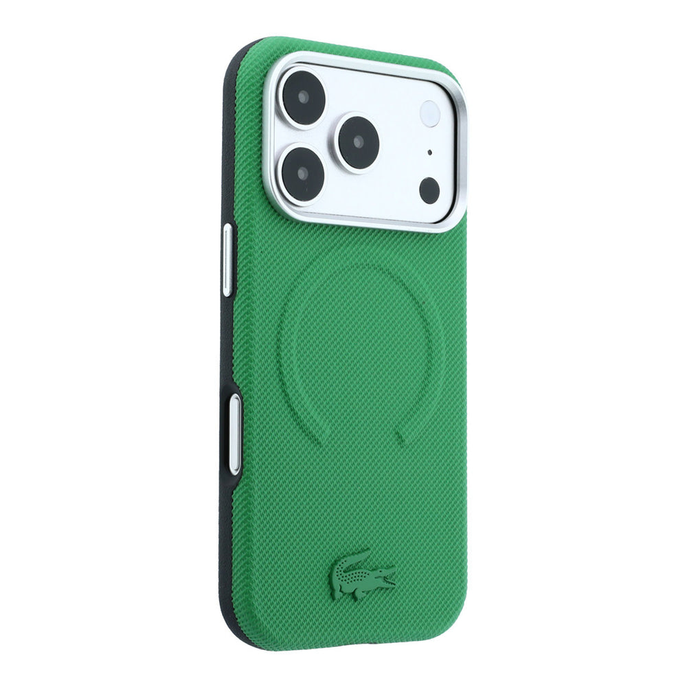 Groen Lacoste telefoonhoesje met ingedrukt ringpatroon en krokodillenlogo, vanaf de andere zijkant