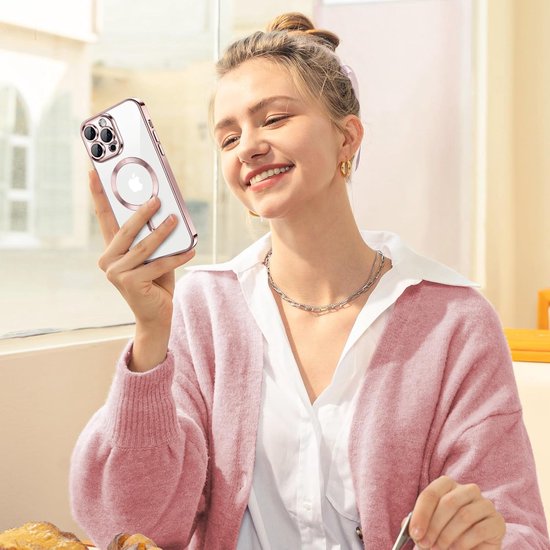 iPhone 12 Pro Hoesjes – Backcover – Camera Lens Protector – MagSafe Compatibel – Roze-Ilumina Benelux
