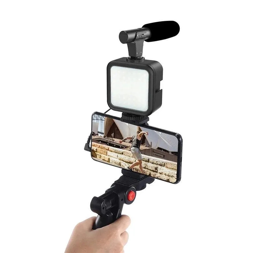 Vlog Kit voor Smartphone – Video Rig met Microfoon en LED Verlichting – Camera Stabilizer Handgreep – Filmmaking Set voor YouTube, TikTok & Livestreaming