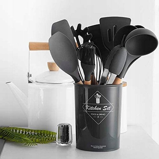 Siliconen keukengerei set – 12-delig spatels, garde & roerspatel – BPA-vrij – Ophangbaar – Houten steel – Krumble-Kookgerei set-Ilumina Benelux