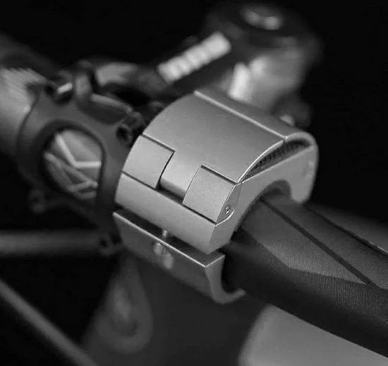 Telefoonhouder fiets – Aluminium Smartphonehouder – Stevige Klem – Universeel – Grijs-Ilumina Benelux