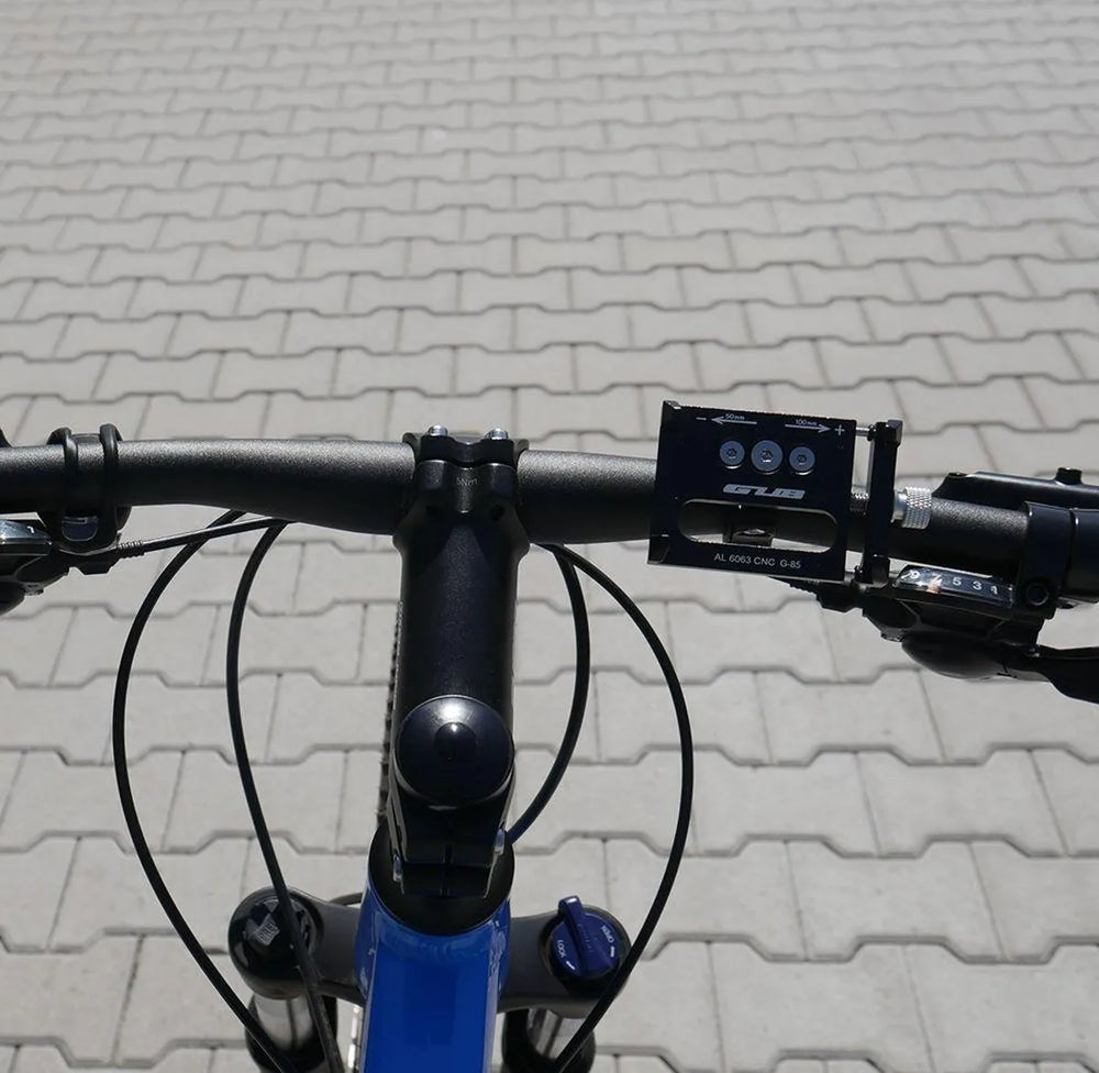 Telefoonhouder fiets – Universeel – Aluminium Beugel – Stevige Stuurmontage – Zilver-Ilumina Benelux